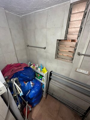 Parking in 3 BHK Apartment at Oberoi Realty Gardens, Kandivali East – for Sale