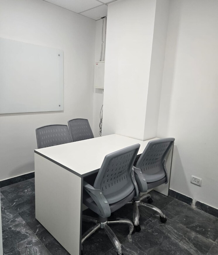 Team Area, spaze-business-park Commercial Office Space 1200 Sq.Ft. In Sector 66 Gurgaon 9655298