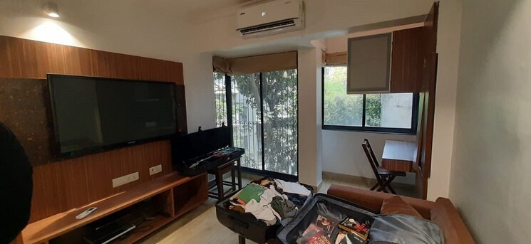 Living Room, bandra west 1 Bedroom 500 Sq.Ft. Apartment In Bandra West Mumbai 9655069