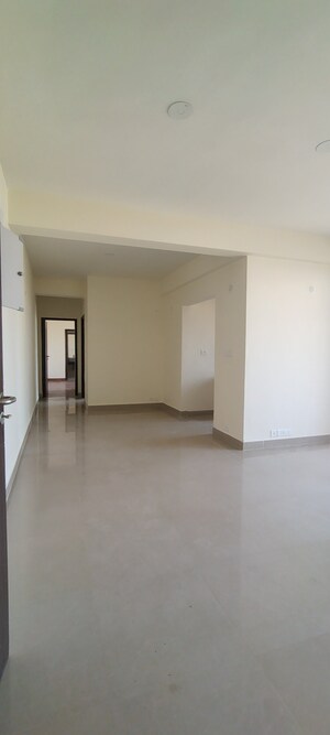 Furnished Amenities in 2 BHK Apartment at Ansal Highland Park, Sector 103 – for Rent