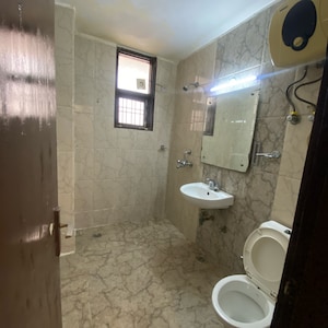 Bathroom in 2 BHK Apartment at Sector 46 – for Rent