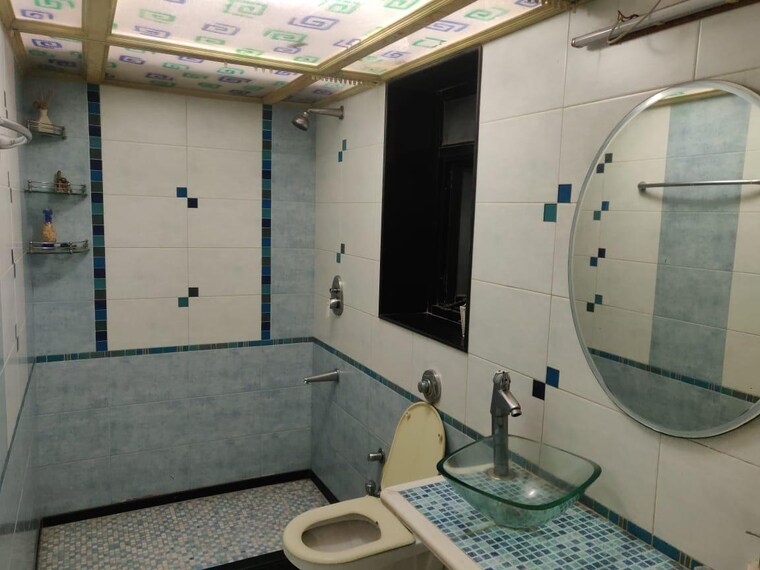 Bathroom, divine-space-meenaxi-tower 4 Bedroom 2100 Sq.Ft. Apartment In Goregaon East Mumbai 9655323