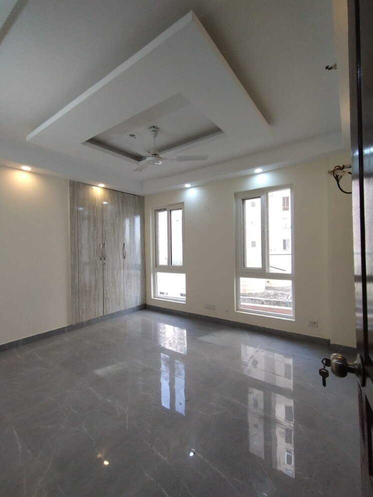 Room, paras-tierea 2 Bedroom 825 Sq.Ft. Apartment In Sector 137 Noida 9655398