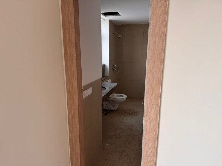 Bathroom, emaar-palm-gardens 3.5 Bedroom 1720 Sq.Ft. Apartment In Sector 83 Gurgaon 9655404