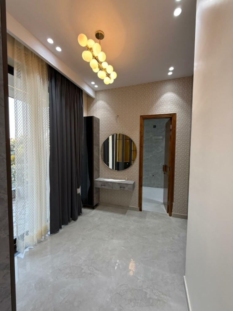 Room, sector 123 6 Bedroom 200 Sq.Yd. Independent House In Sector 123 Mohali 9655414