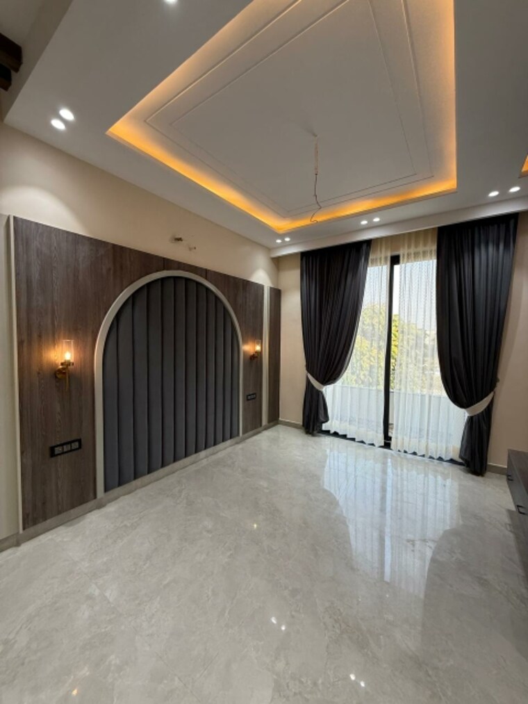 Bedroom, sector 123 6 Bedroom 200 Sq.Yd. Independent House In Sector 123 Mohali 9655414
