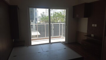Room in 3 BHK Apartment at LnT Raintree Boulevard, Hebbal – for Rent