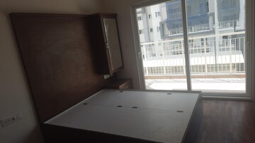 Room in 3 BHK Apartment at LnT Raintree Boulevard, Hebbal – for Rent