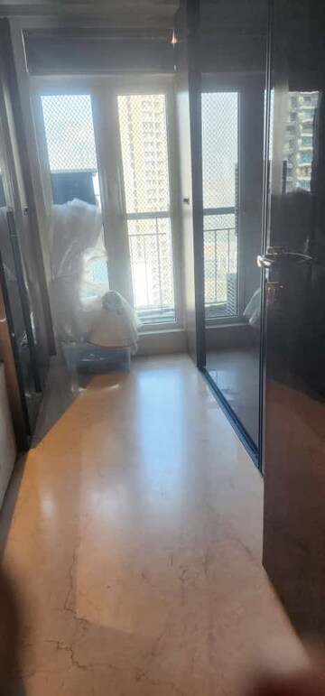  4 BHK Apartment at Sheth Avalon, Laxmi Nagar – for Sale