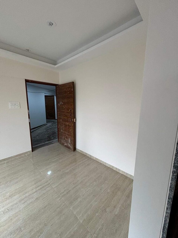 Room, je-and-vee-om-trimurti 1 Bedroom 620 Sq.Ft. Apartment In Malad East Mumbai 9655422