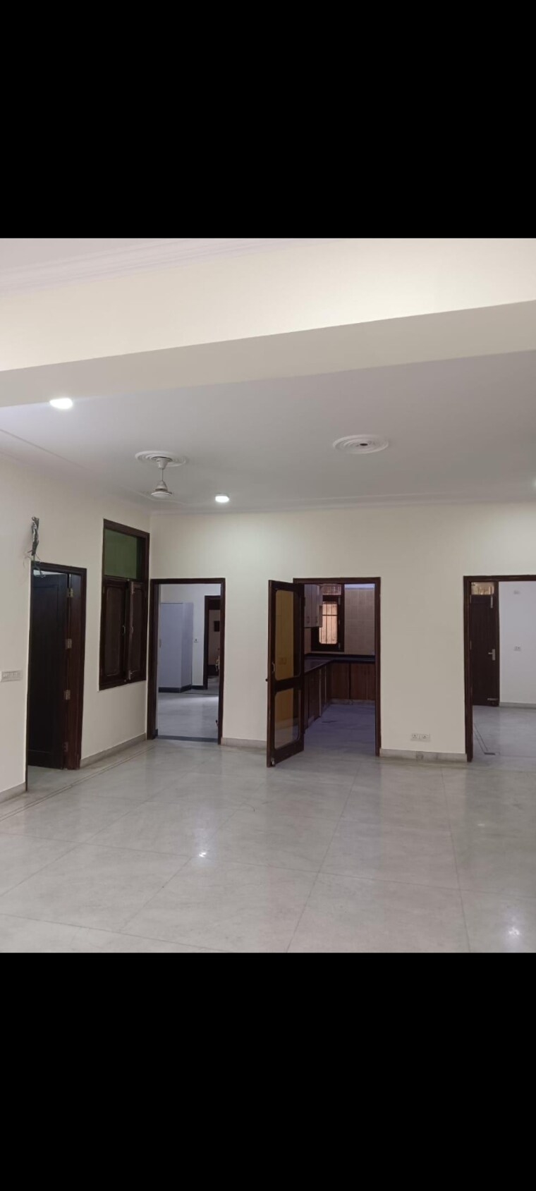 Room, dda-hig-jasola 3 Bedroom 200 Sq.Yd. Builder Floor In Jasola Delhi 9655427