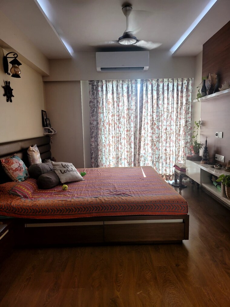 Living Room, adani-western-heights-sky-apartments 3 Bedroom 1775 Sq.Ft. Apartment In Andheri West Mumbai 9655431