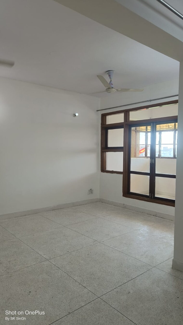 Room, sector 3 dwarka 3 Bedroom 1540 Sq.Ft. Apartment In Sector 3 Dwarka Delhi 9653257