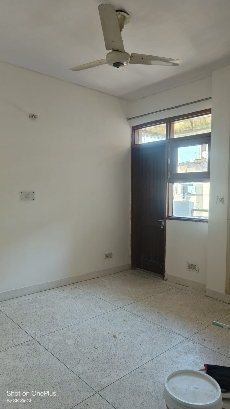 Room, sector 3 dwarka 3 Bedroom 1540 Sq.Ft. Apartment In Sector 3 Dwarka Delhi 9653257