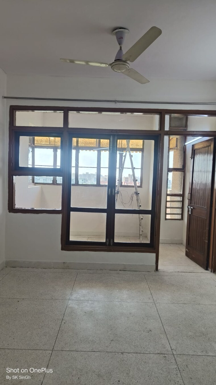 Room, sector 3 dwarka 3 Bedroom 1540 Sq.Ft. Apartment In Sector 3 Dwarka Delhi 9653257