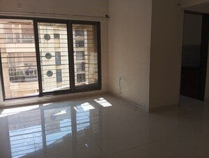 Room in 2 BHK Apartment at Acme Ozone, Manpada – for Rent