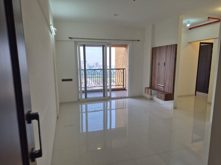 Room, nyati-evolve-1 2 Bedroom 800 Sq.Ft. Apartment In Magarpatta City Pune 9655482