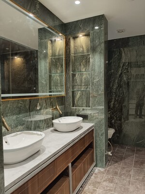 Kitchen in 4 BHK Builder Floor at Auram Floor, South City 2 – for Rent