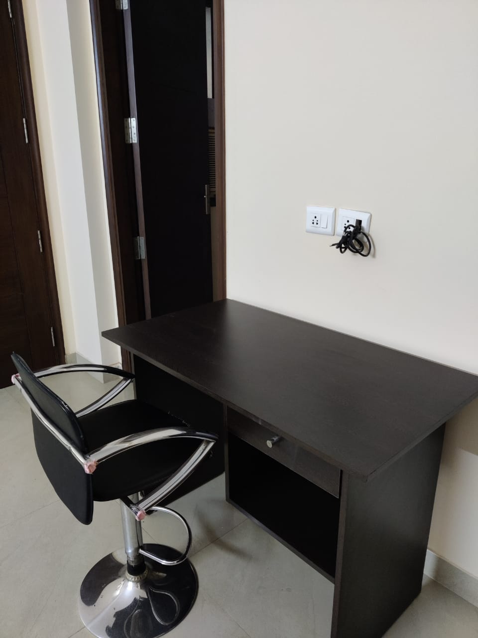 1 Rk+ Extra Room Builder Floor For Rent in AS Tower