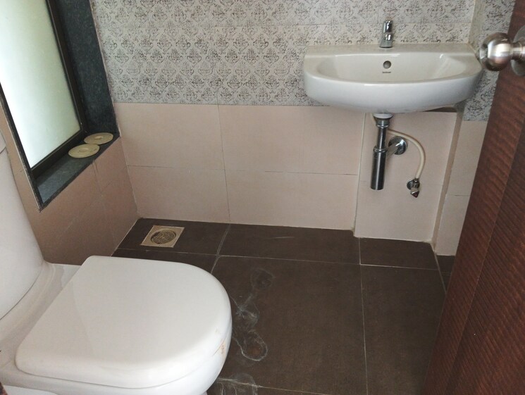 Bathroom, acme-ozone 2 Bedroom 725 Sq.Ft. Apartment In Manpada Thane 9655523