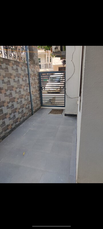 Bathroom in 1 BHK Builder Floor at Ansal Sushant Apartments, Sushant Lok I – for Rent