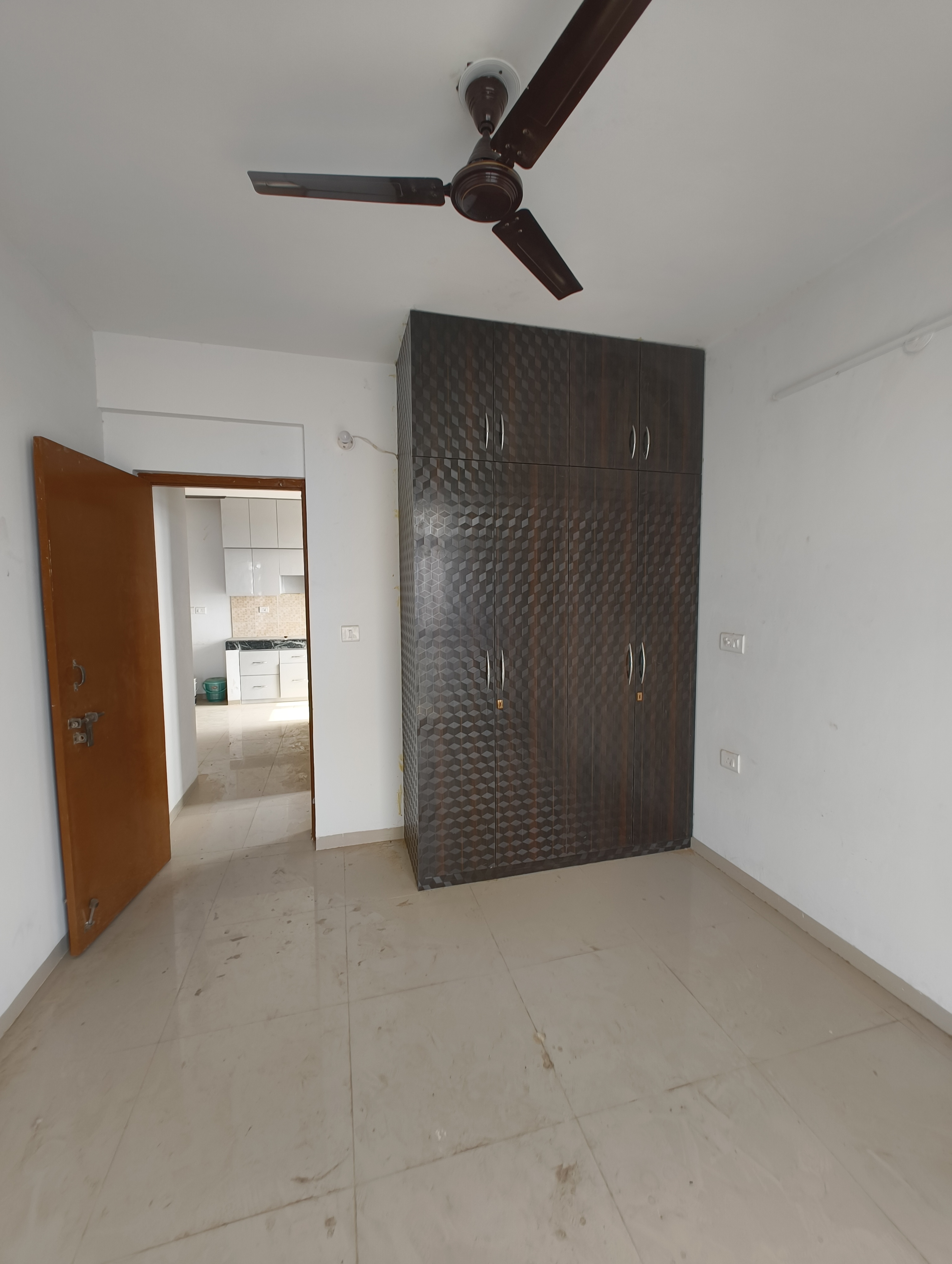 2 BHK Apartment For Rent in Adani Aangan
