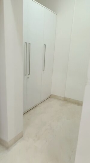 Room in 3 BHK Apartment at Puri Anand Villas Phase II, Sector 81 – for Rent