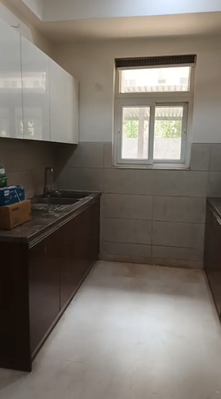 Kitchen, puri-anand-villas-phase-ii 3 Bedroom 2475 Sq.Ft. Apartment In Sector 81 Faridabad 9655532