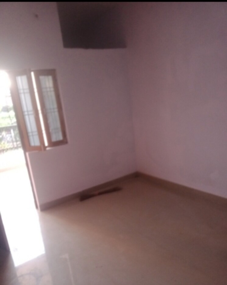 Room, aliganj 1 Bedroom 492 Sq.Ft. Independent House In Aliganj Lucknow 9655539