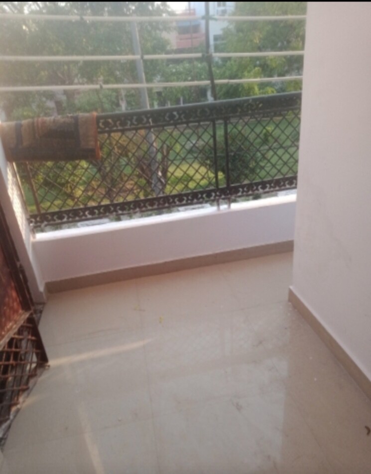 Balcony, aliganj 1 Bedroom 492 Sq.Ft. Independent House In Aliganj Lucknow 9655539