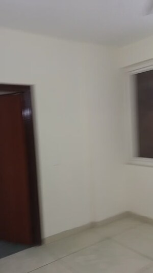 Room in 2 BHK Apartment at Rps Palms, Sector 88 – for Rent