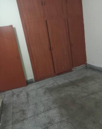 Room in 2 BHK Villa at Aliganj – for Rent