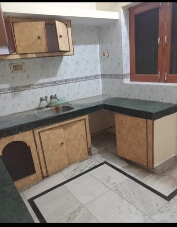 Kitchen in 2 BHK Villa at Aliganj – for Rent