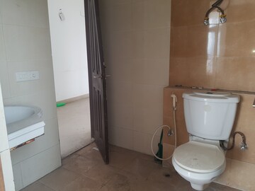 Bathroom in 2.5 BHK Apartment at Apex Acacia Valley, Vaishali Sector 3 – for Rent