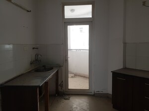 Room in 2.5 BHK Apartment at Apex Acacia Valley, Vaishali Sector 3 – for Rent