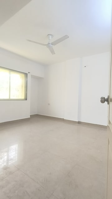 Master Bedroom in 3 BHK Apartment at Pimple Saudagar – for Rent