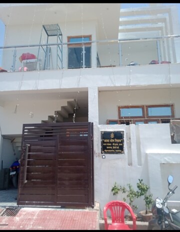 Kitchen in 2 BHK Villa at Jankipuram – for Rent