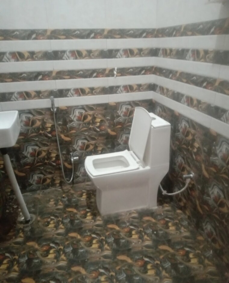 Bathroom, jankipuram 2 Bedroom 2200 Sq.Ft. Villa In Jankipuram Lucknow 9655596