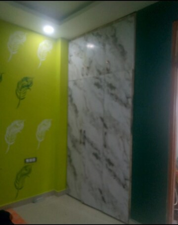 Room in 2 BHK Villa at Jankipuram – for Rent