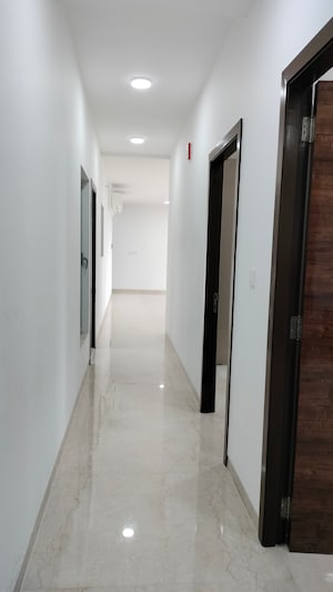  3 BHK Apartment at Oberoi Realty Esquire, Goregaon East – for Rent