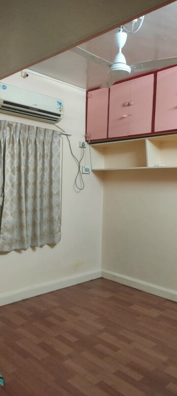 Furnished Amenities in 1 BHK Apartment at Sadashiv Peth – for Rent