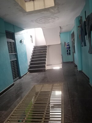 Staircase in 2 BHK Builder Floor at RWA Apartments Sector 71, Sector 71 – for Rent