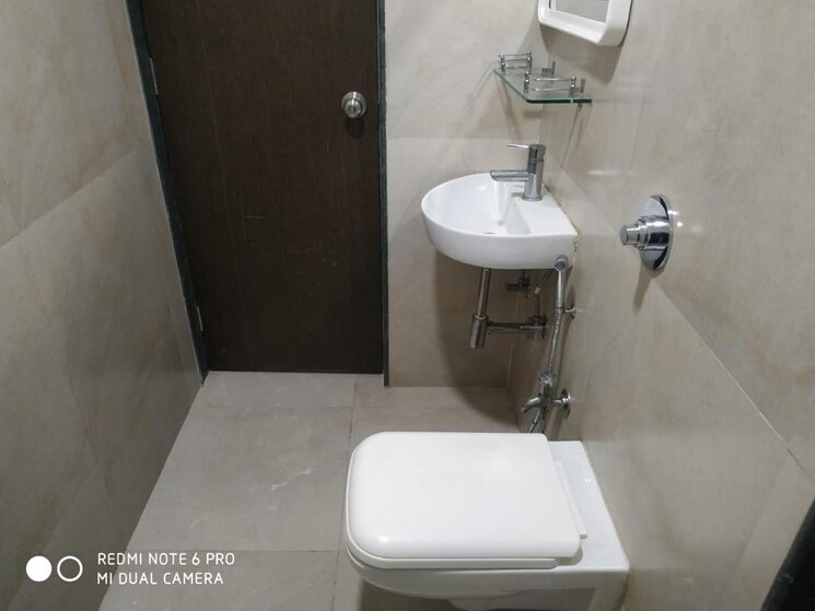 Bathroom, conwood-astoria 1 Bedroom 600 Sq.Ft. Apartment In Goregaon East Mumbai 9655594