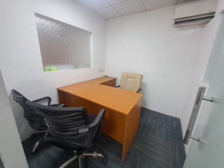 Team Area, sector 63 Commercial Office Space 1000 Sq.Ft. In Sector 63 Noida 9655607