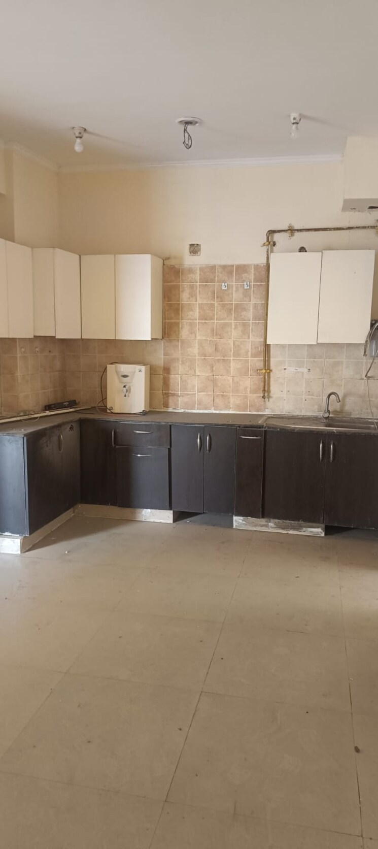 Kitchen, aims-golf-city 3 Bedroom 1375 Sq.Ft. Apartment In Sector 75 Noida 9655654