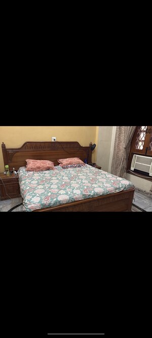 Bedroom in 2 BHK Builder Floor at Satyam Plaza, Sector 15 – for Rent