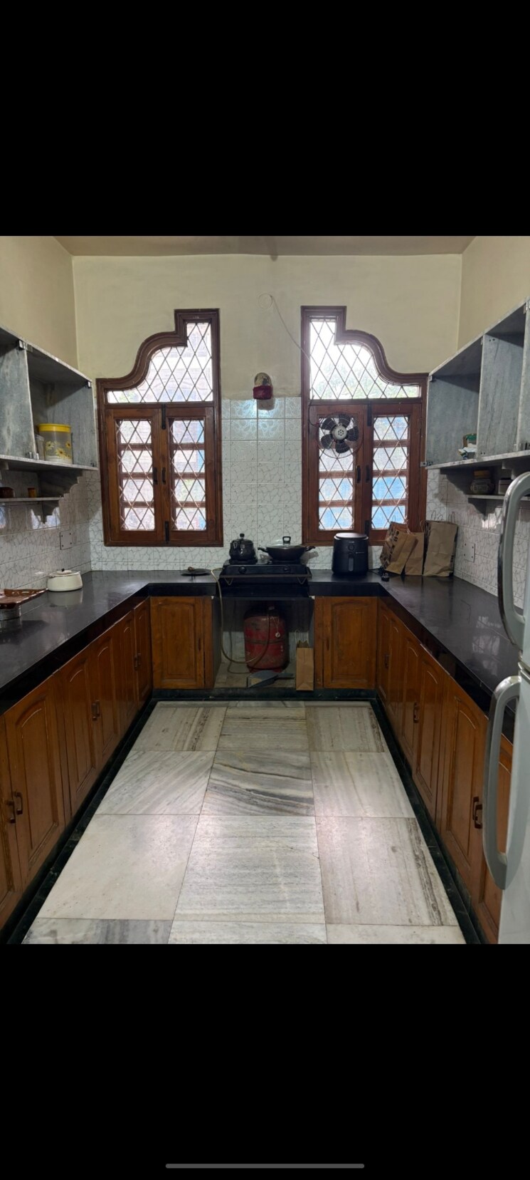 Kitchen, satyam-plaza 2 Bedroom 120 Sq.Yd. Builder Floor In Sector 15 Gurgaon 9655659