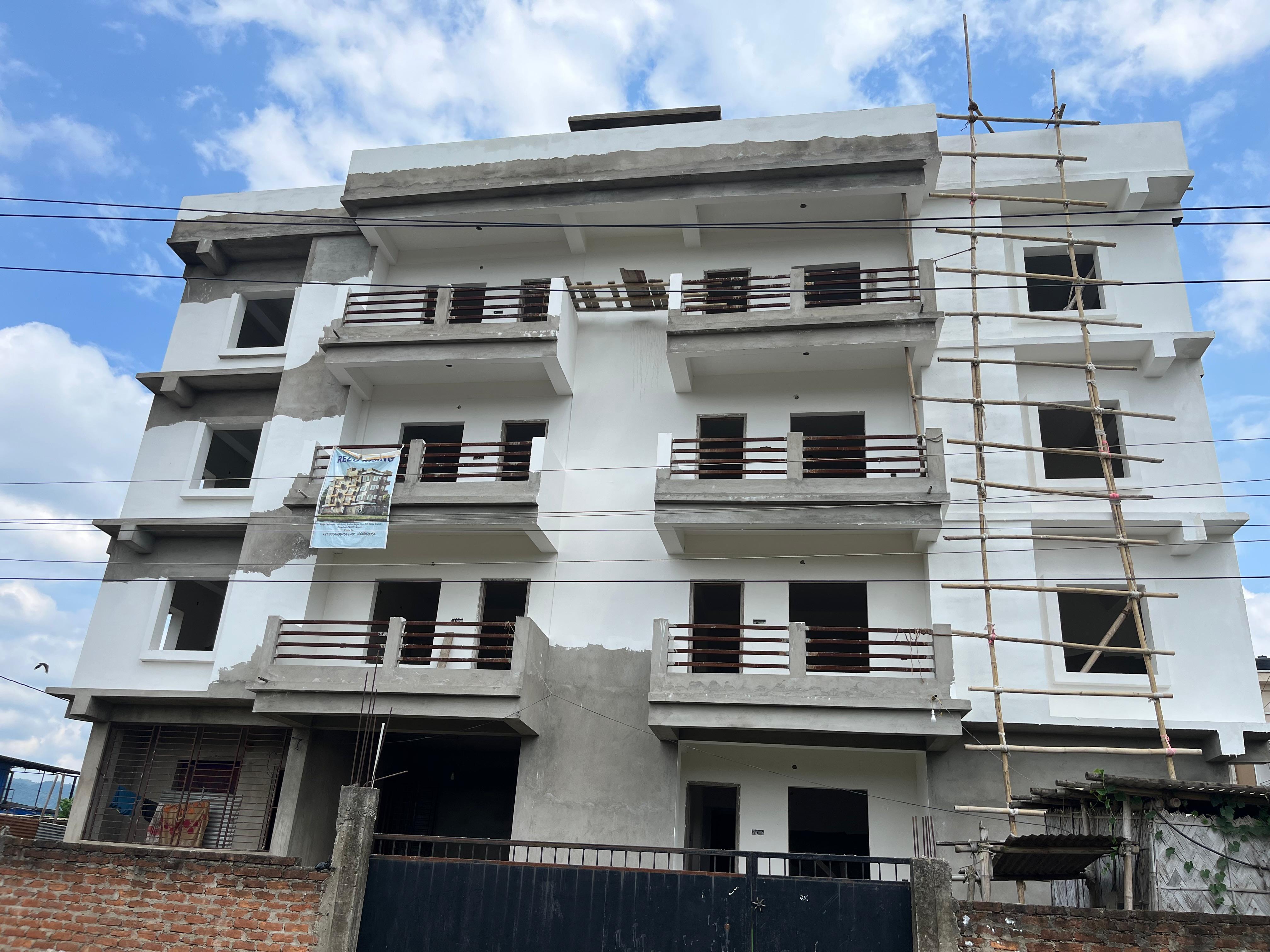 2 BHK Apartment For Sale in Reeg Rising