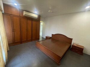 Master Bedroom in 4 BHK Apartment at Thaltej – for Rent
