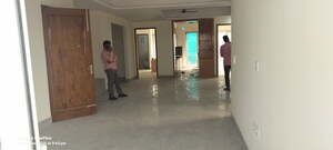 Parking in 3.5 BHK Apartment at Manmeet Housing Society, Sector 51 – for Sale